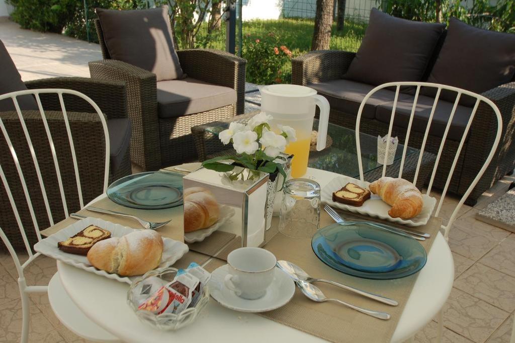 Giardino Dei Frutti Bed and Breakfast Bari Eksteriør billede